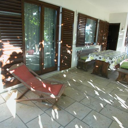 Diana'S Place Pula Dış mekan fotoğraf